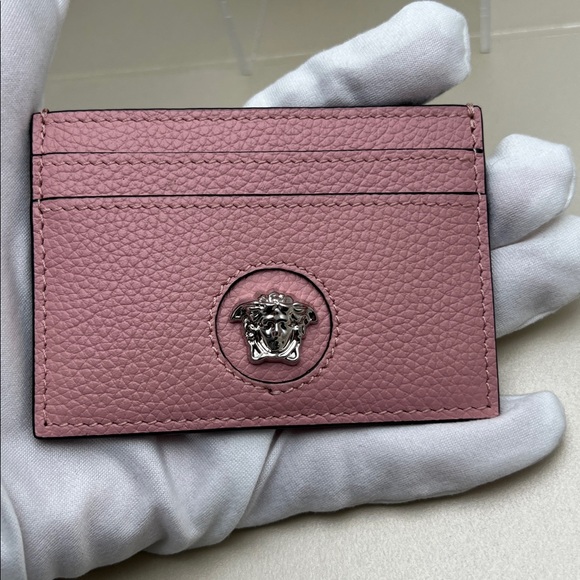 Versace Medusa Head Pink Leather Card Holder NWOT $275 Retail w/COA No Box/Dust - Picture 12 of 17
